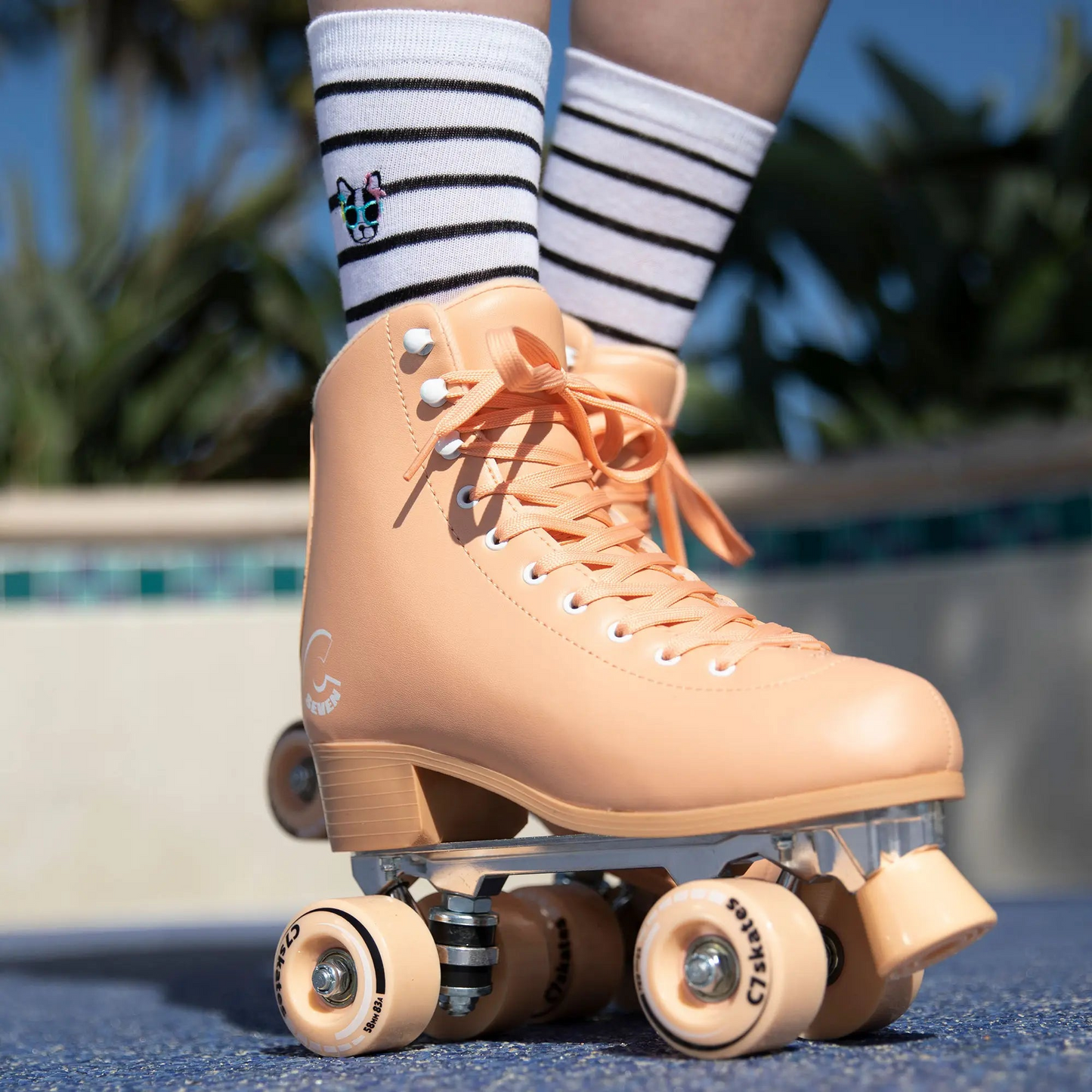 C7 Peachy Keen Roller Skates