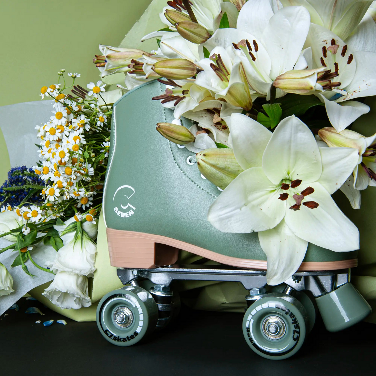 C7 Okumidori Green Roller Skates (Pre-order)