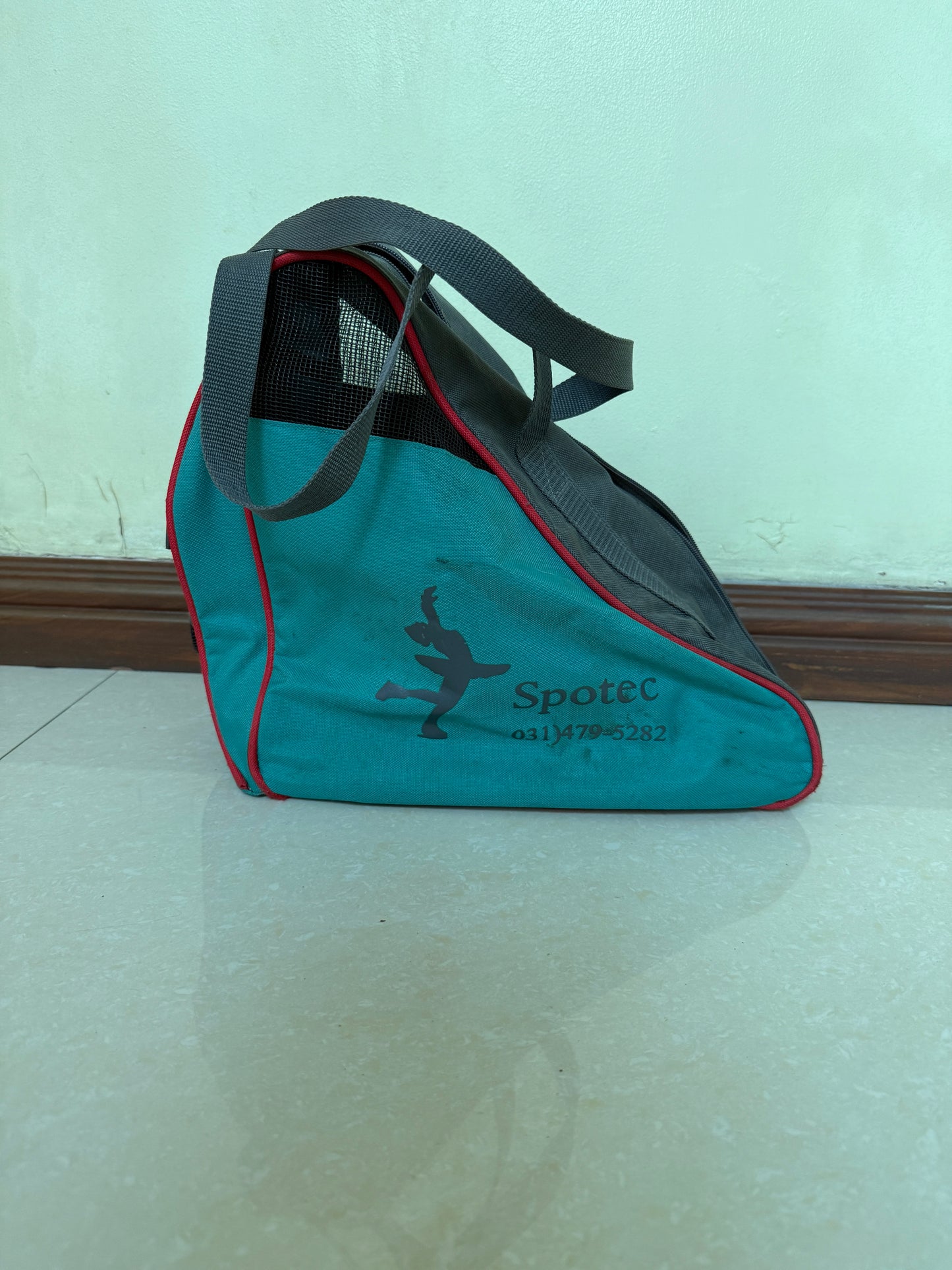 2nd Hand Jackson Artiste Ice Skate Bundle (secondhand ice skate)