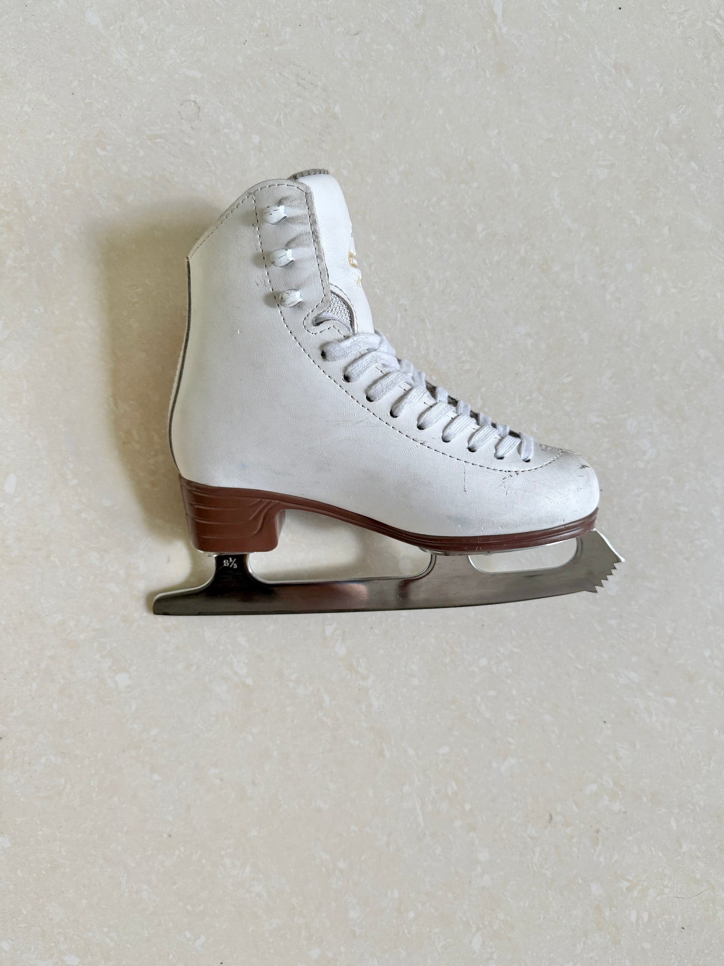 2nd Hand Jackson Artiste Ice Skate Bundle (secondhand ice skate)