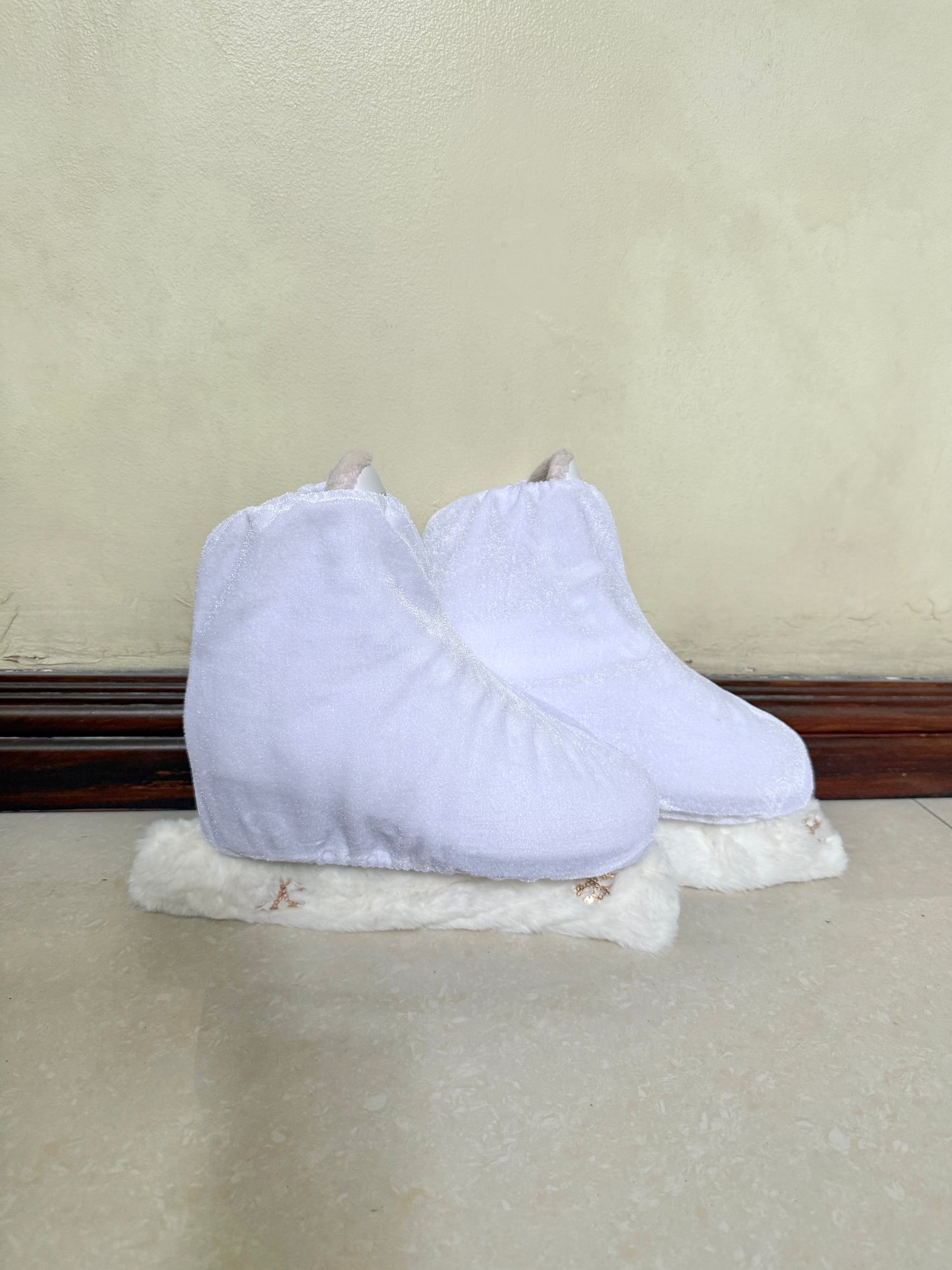 2nd Hand Riedell Horizon Ice Skate Bundle (secondhand ice skate)